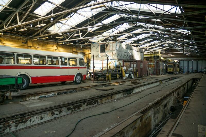 Elevator pentru autobuze și microbuze: soluții pentru transportatori
