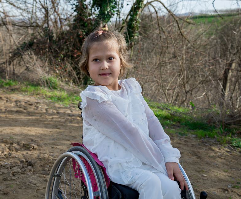 Scaun de scară pentru copii și tineri cu dizabilități: ghid practic
